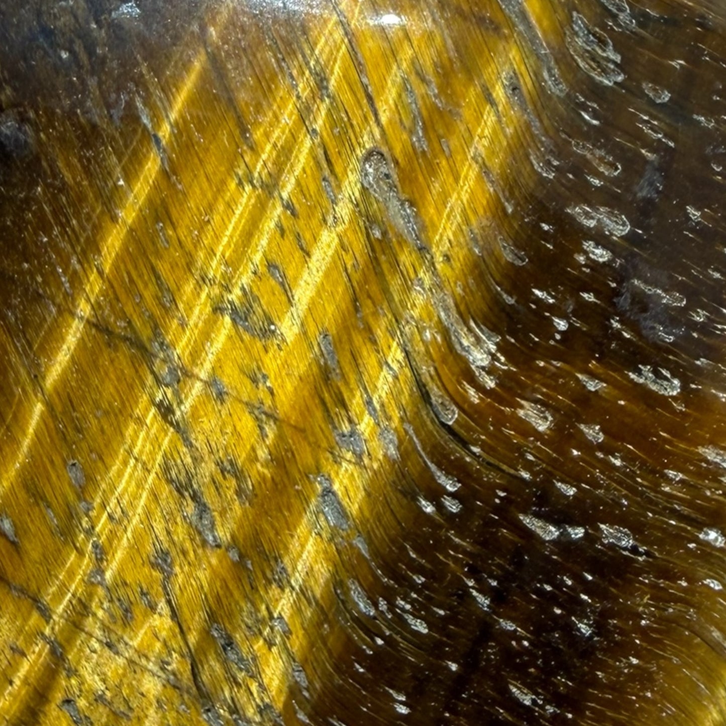Tiger’s Eye Palmstone